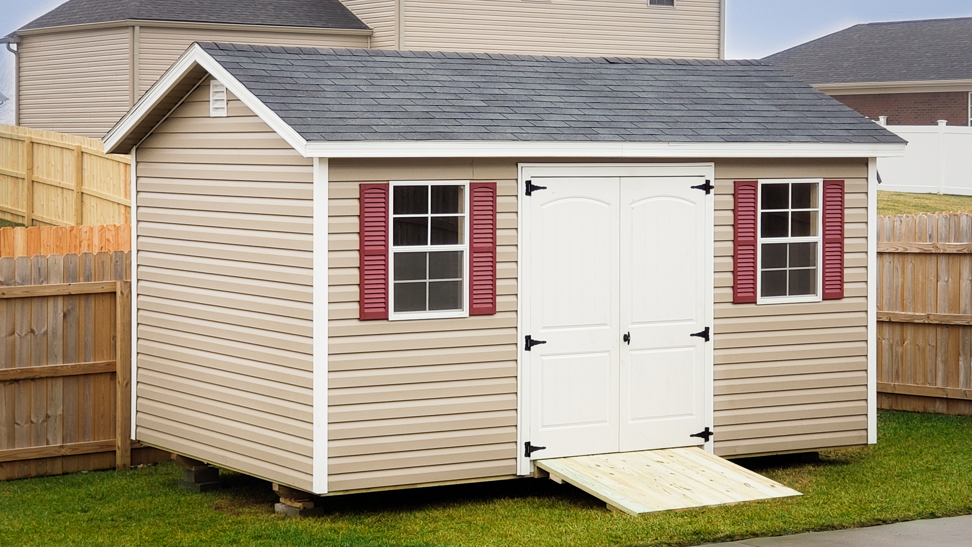 great exterior picture of garden shed for sale in KY and TN