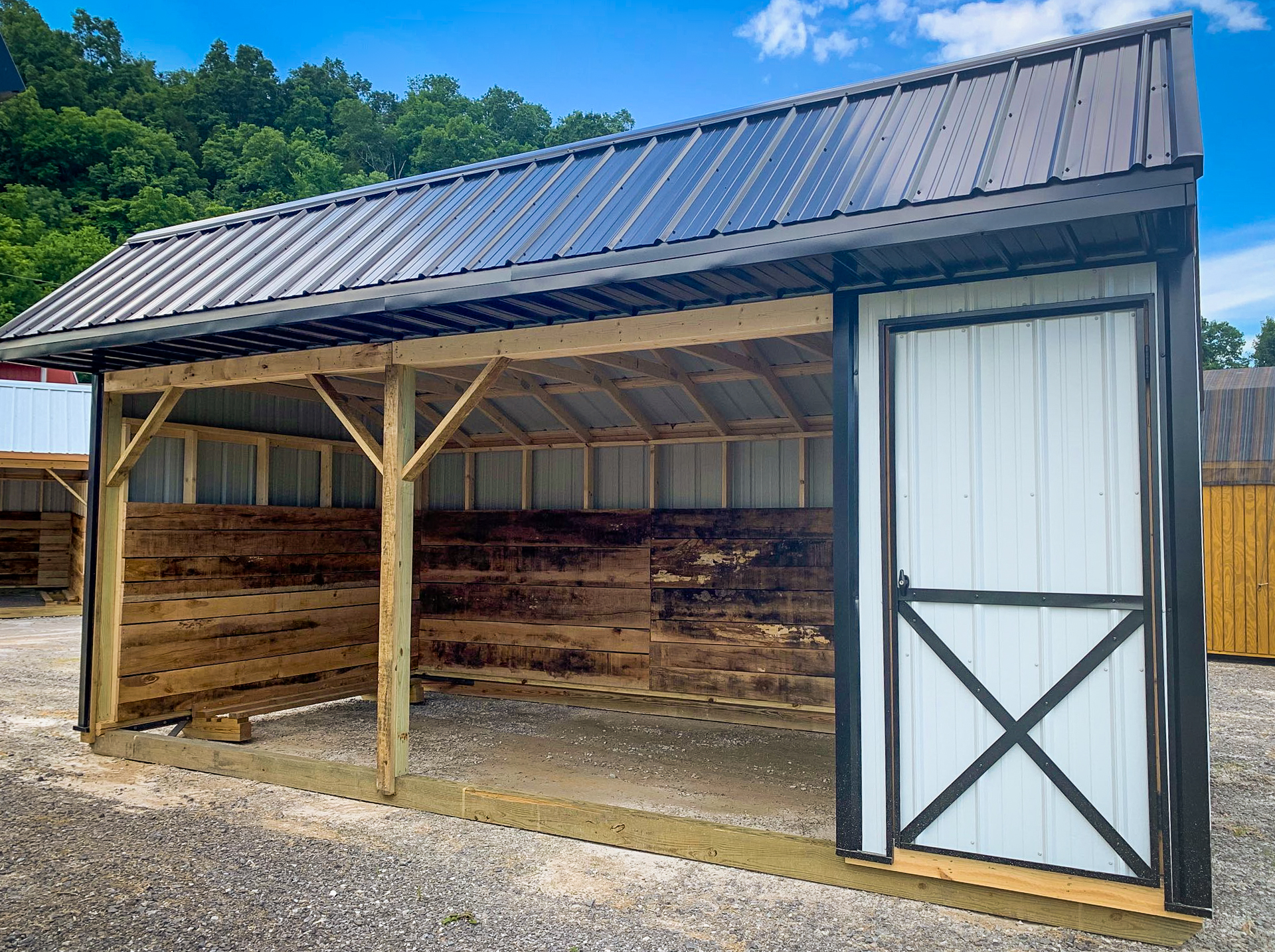 A small horse run-in barn.
