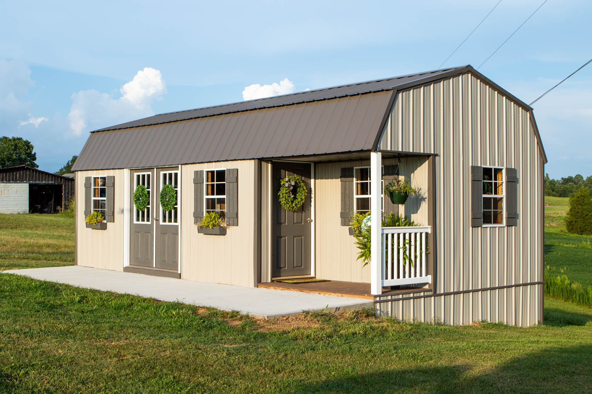 Metal she shed in Tennessee