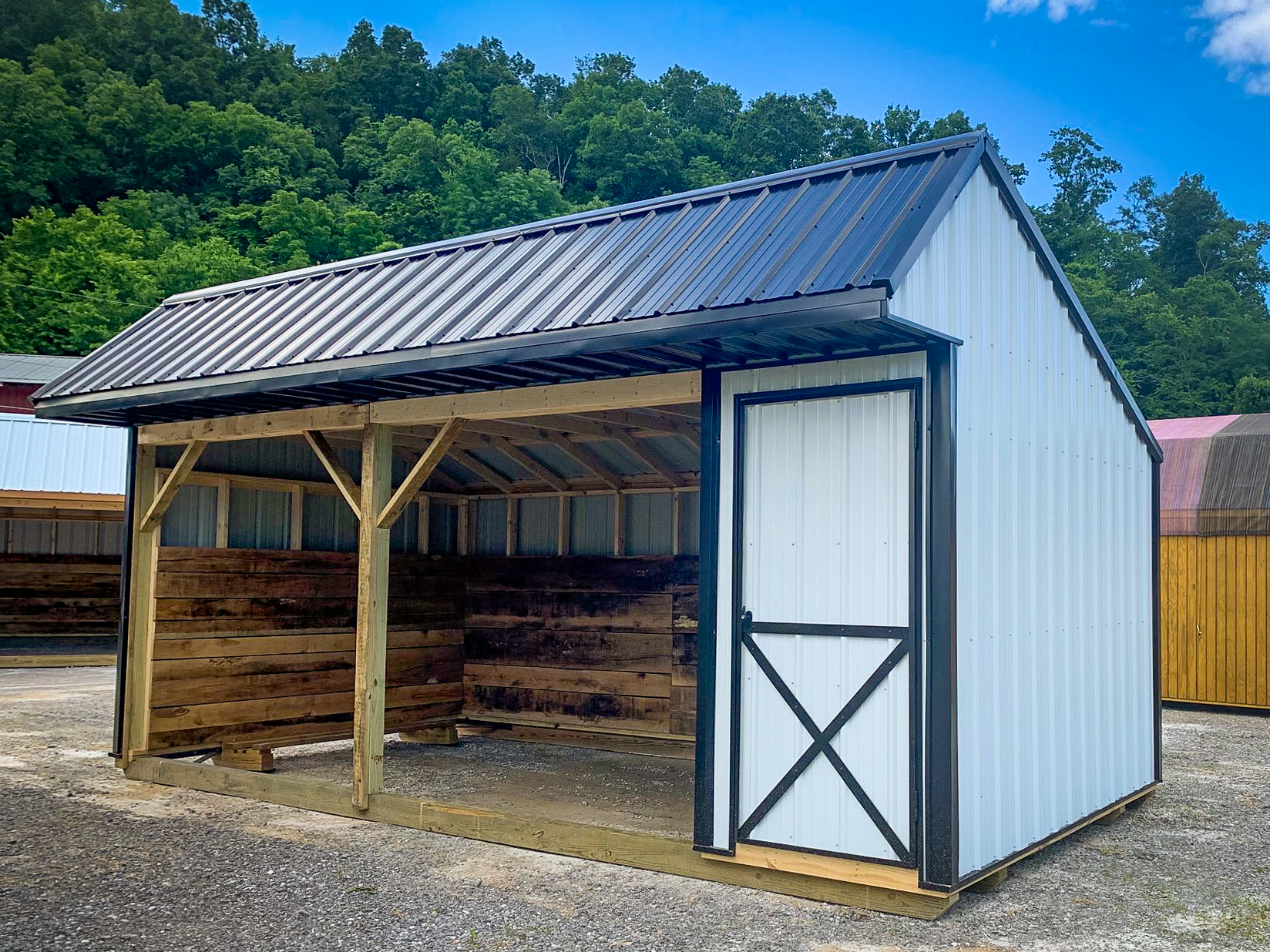A run-in shed available in Kentucky and Tennessee