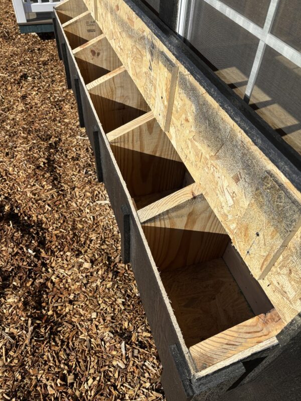 8x12 Chicken Coop - Image 9